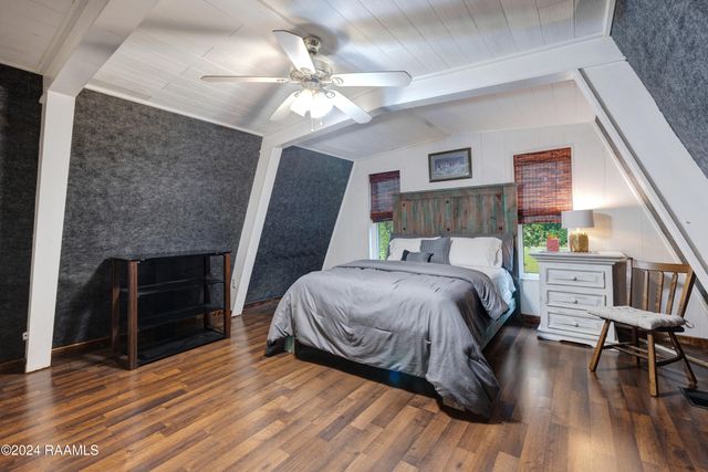 135 Woodys Lane, Sunset, LA 70584