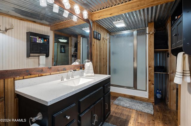 135 Woodys Lane, Sunset, LA 70584