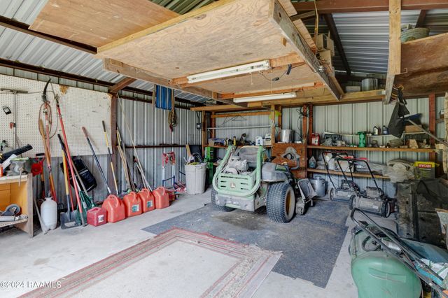 135 Woodys Lane, Sunset, LA 70584