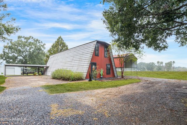 135 Woodys Lane, Sunset, LA 70584