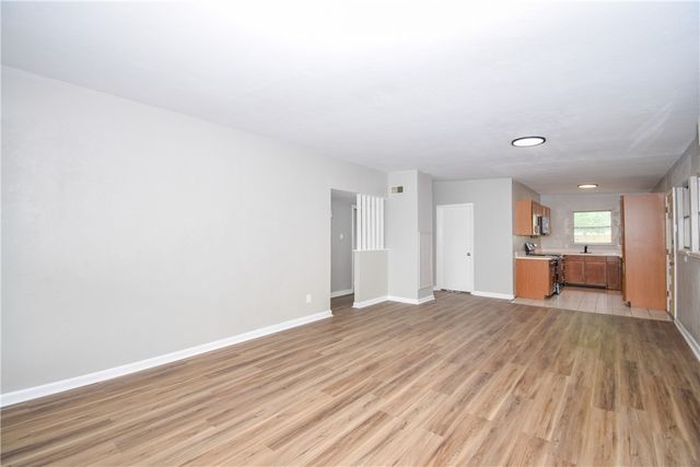 3817 Lamont St, Corpus Christi, TX 78415