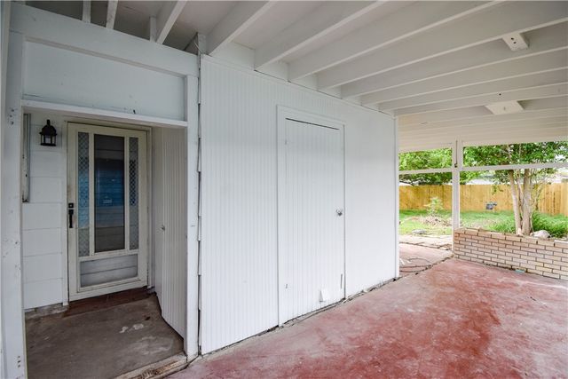 3817 Lamont St, Corpus Christi, TX 78415