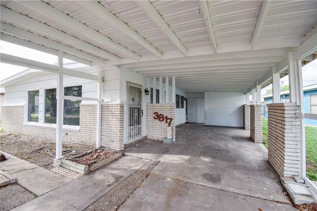 3817 Lamont St, Corpus Christi, TX 78415