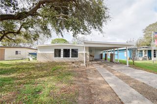 3817 Lamont St, Corpus Christi, TX 78415