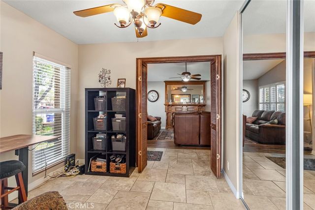 27643 Saffron Lane, Saugus, CA 91350