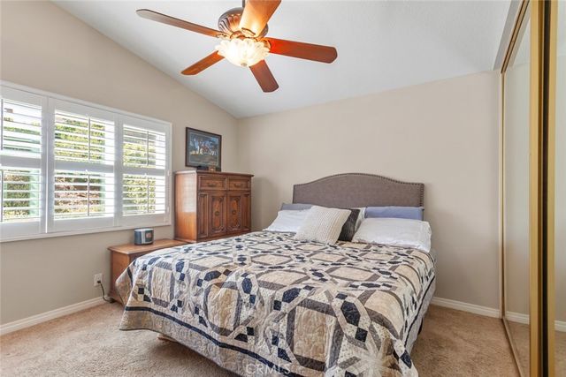 27643 Saffron Lane, Saugus, CA 91350