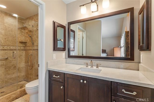 27643 Saffron Lane, Saugus, CA 91350