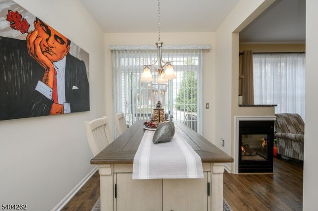 1329 Eagles Nest Ct, Lopatcong Twp., NJ 08886