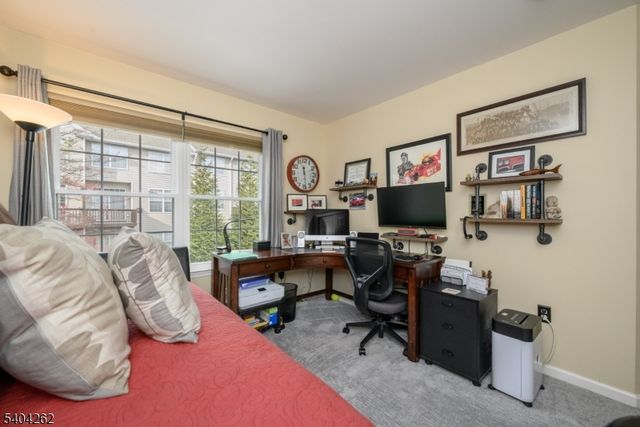 1329 Eagles Nest Ct, Lopatcong Twp., NJ 08886