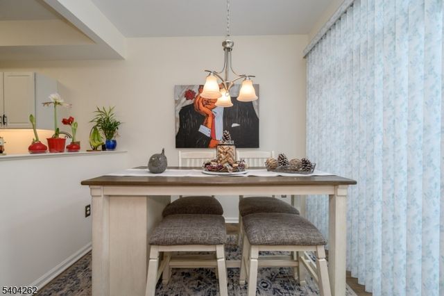 1329 Eagles Nest Ct, Lopatcong Twp., NJ 08886