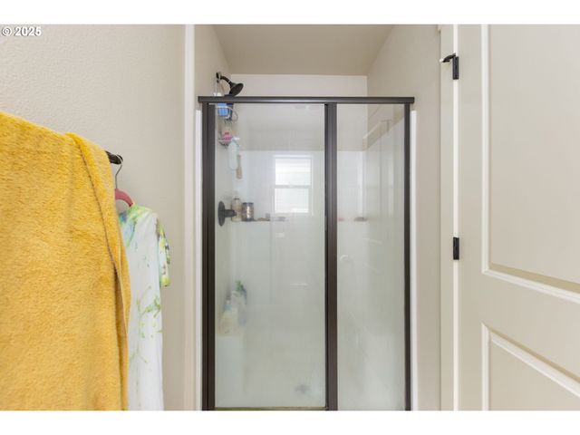 15092 Nw OLIVE St, Portland, OR 97229