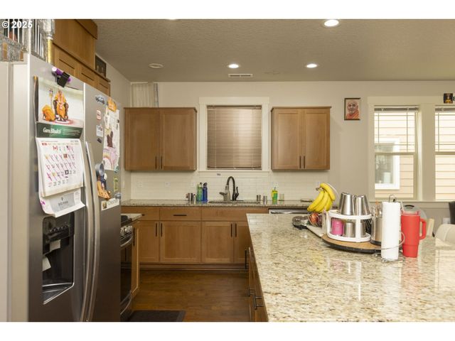 15092 Nw OLIVE St, Portland, OR 97229