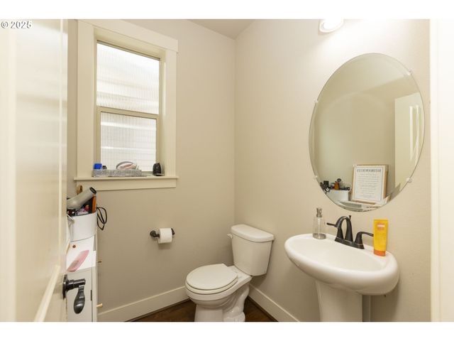 15092 Nw OLIVE St, Portland, OR 97229