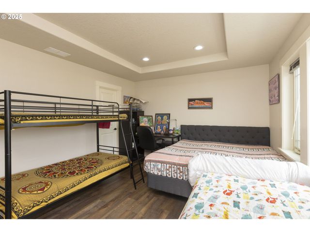 15092 Nw OLIVE St, Portland, OR 97229