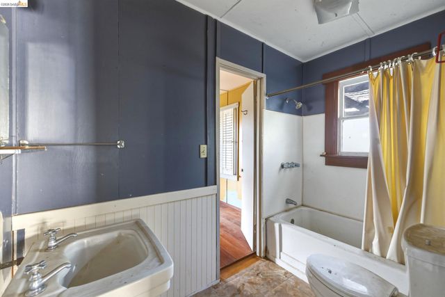 16129 Jacksonville Rd, Jamestown, CA 95327