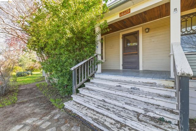 16129 Jacksonville Rd, Jamestown, CA 95327