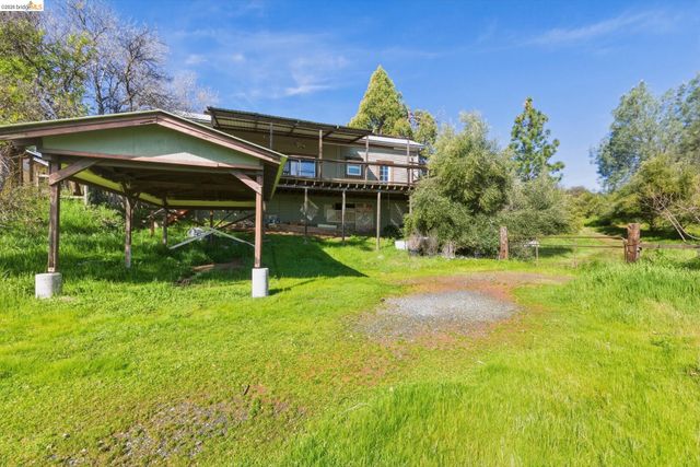 16129 Jacksonville Rd, Jamestown, CA 95327
