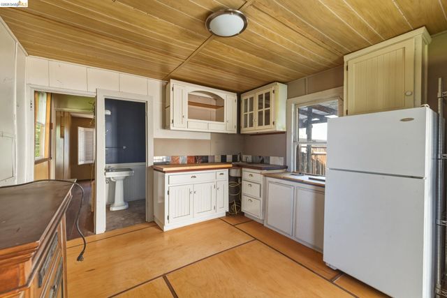 16129 Jacksonville Rd, Jamestown, CA 95327