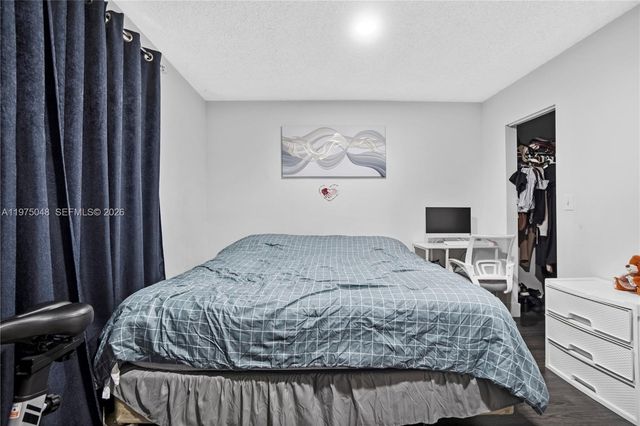 9403 SW 76th St Y17, Miami, FL 33173