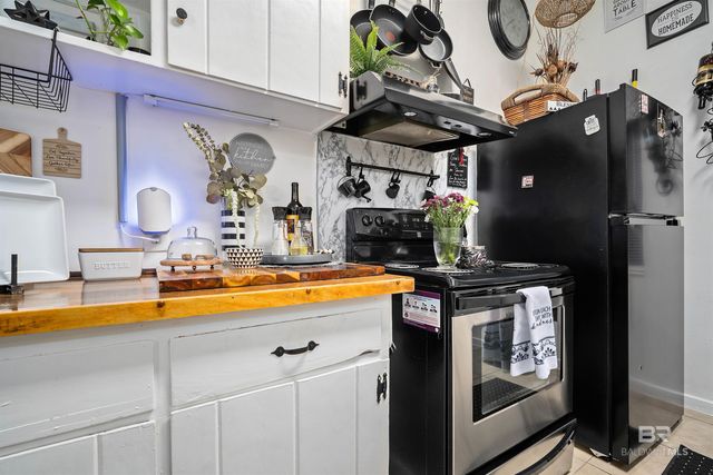 2004 W Beau Terra Drive, Mobile, AL 36618