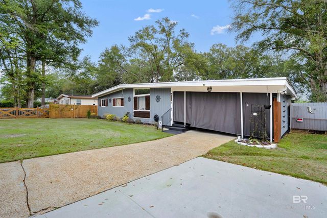 2004 W Beau Terra Drive, Mobile, AL 36618