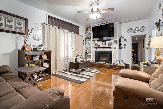 2004 W Beau Terra Drive, Mobile, AL 36618