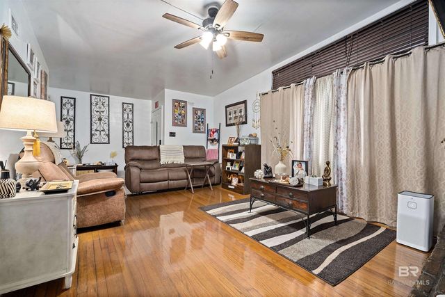 2004 W Beau Terra Drive, Mobile, AL 36618