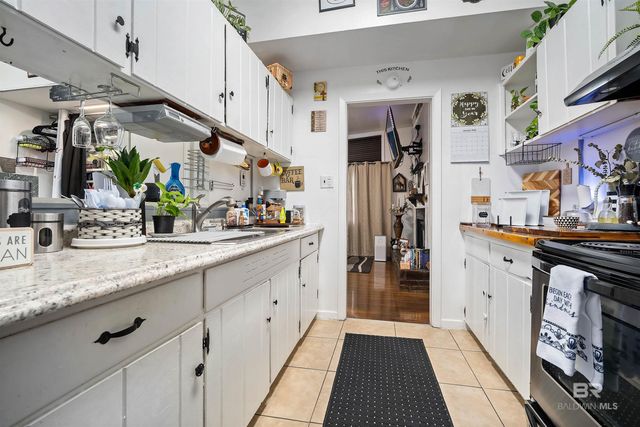 2004 W Beau Terra Drive, Mobile, AL 36618