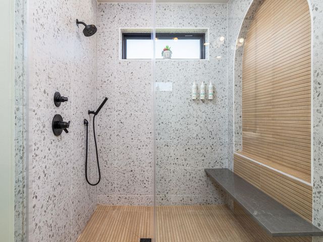 6620 Isabelle DR B, Austin, TX 78752