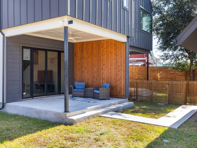 6620 Isabelle DR B, Austin, TX 78752
