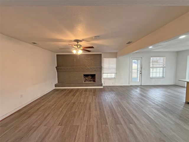 3516 Rio Grande Circle, Dallas, TX 75233