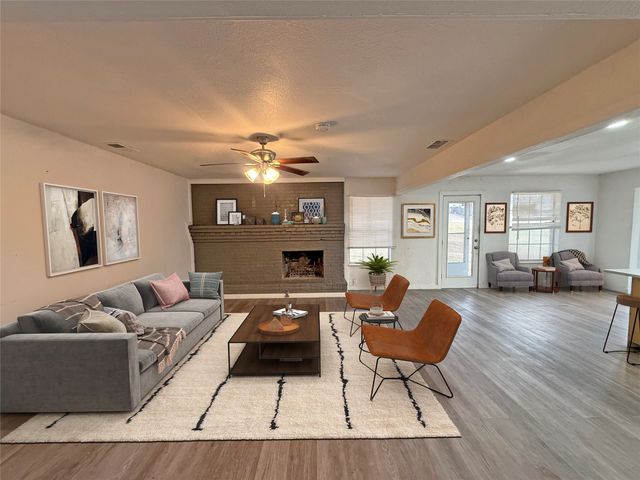 3516 Rio Grande Circle, Dallas, TX 75233