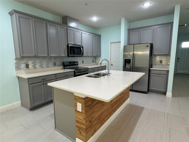 9743 AMBER CHESTNUT WAY, Winter Garden, FL 34787