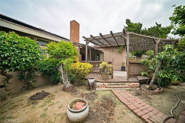 14860 Novice Street, North Hills, CA 91343