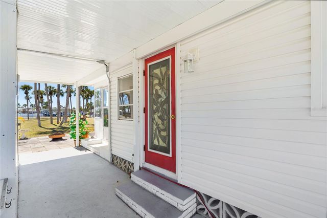 210 ROMA ROAD, Venice, FL 34285