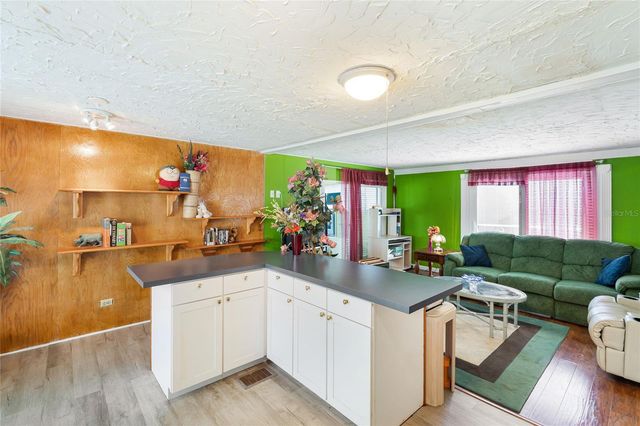 210 ROMA ROAD, Venice, FL 34285