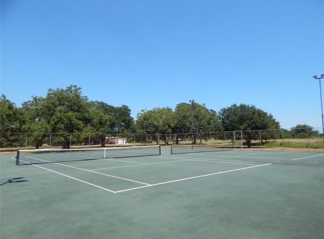 1793 Apache Trail, Angleton, TX 77515