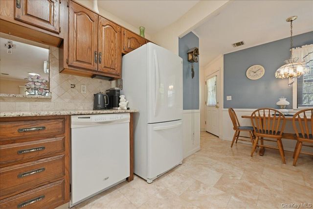 90 Knolls Drive, Stony Brook, NY 11790