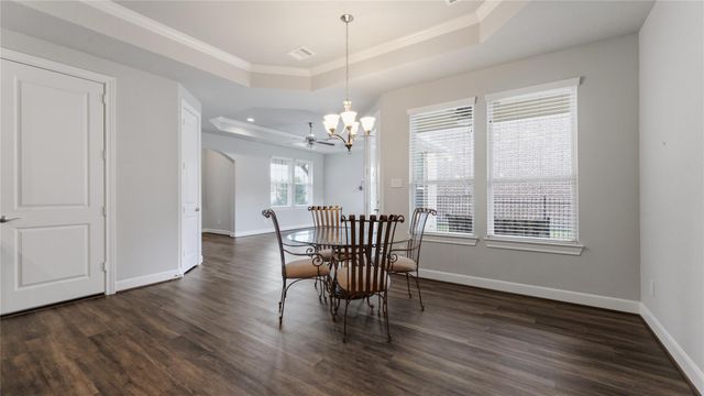 12215 Forest Villas Lane, Conroe, TX 77304