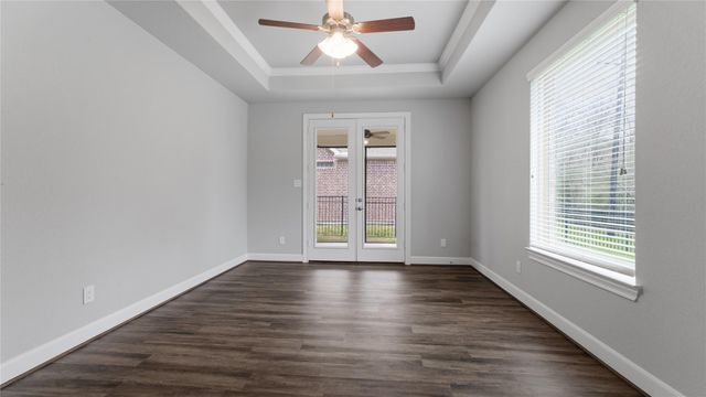 12215 Forest Villas Lane, Conroe, TX 77304