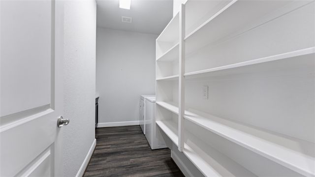 12215 Forest Villas Lane, Conroe, TX 77304