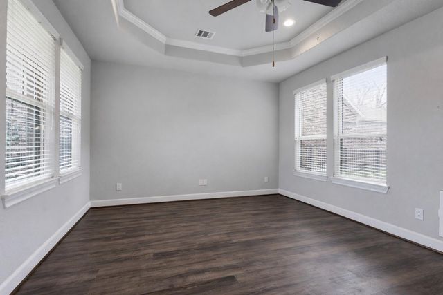 12215 Forest Villas Lane, Conroe, TX 77304