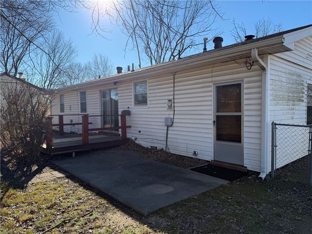 1155 S Dogwood Street, Siloam Springs, AR 72761