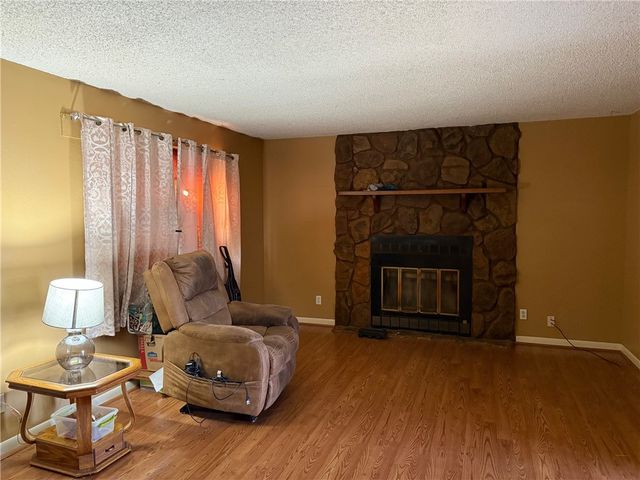 1155 S Dogwood Street, Siloam Springs, AR 72761