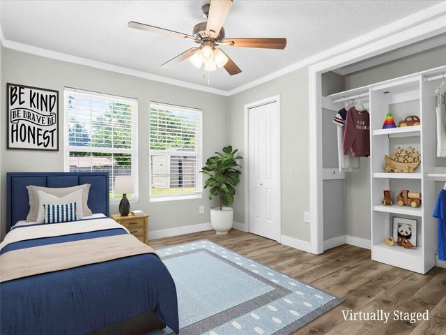 4513 Donnelly Avenue, Fort Worth, TX 76107