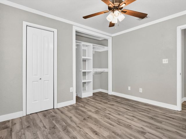 4513 Donnelly Avenue, Fort Worth, TX 76107
