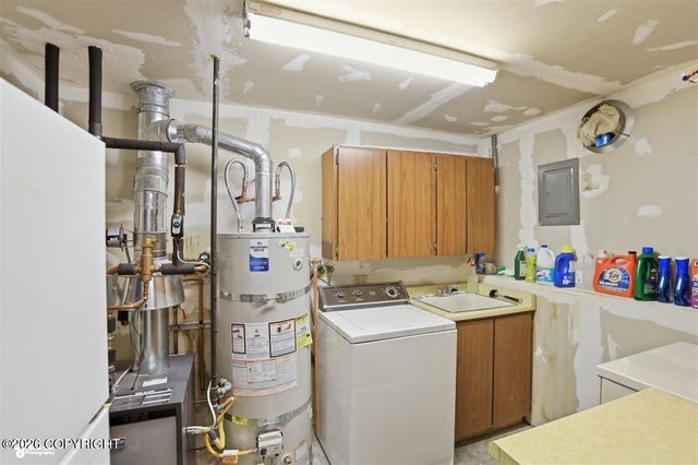 7463 Tana Circle, Anchorage, AK 99504