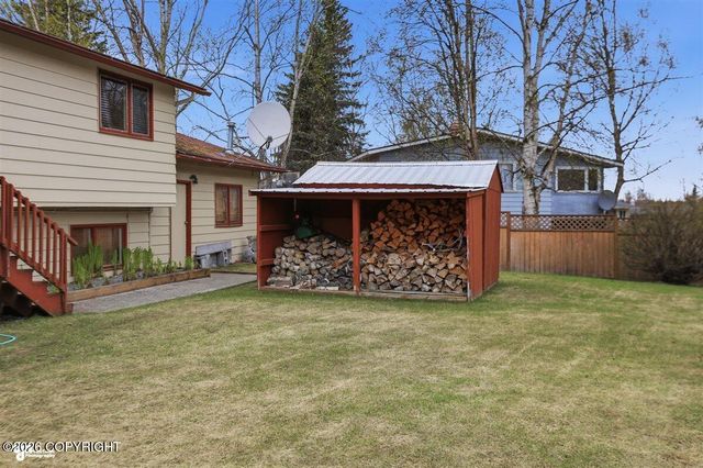 7463 Tana Circle, Anchorage, AK 99504