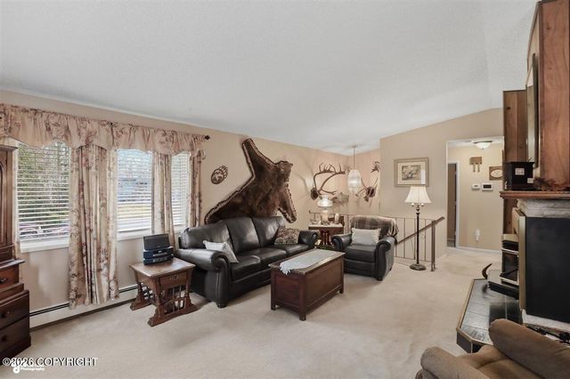 7463 Tana Circle, Anchorage, AK 99504