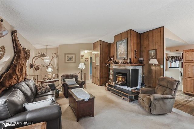 7463 Tana Circle, Anchorage, AK 99504